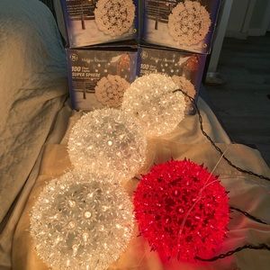 Christmas 100 Light Balls 4 Pieces